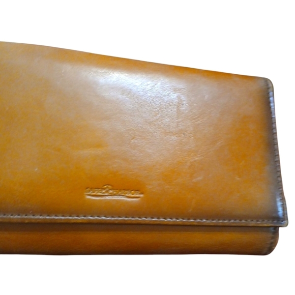 Safe Harbor Leather Tri-Fold Wallet Caramel Brown/Tan - Picture 10 of 11